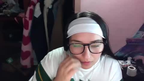 melani1103 online show from 4, 11, 2025