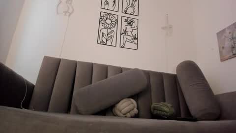 Snapshot of melani_greyy chatting on 24, 1, 2025 melani greyy online show from 24, 1, 2025