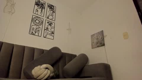 Snapshot of melani_greyy chatting on 4, 2, 2025 melani greyy online show from 4, 2, 2025