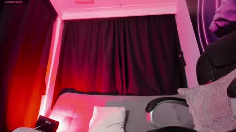 Snapshot of melani_greyy chatting on 6, 2, 2025 melani greyy online show from 6, 2, 2025