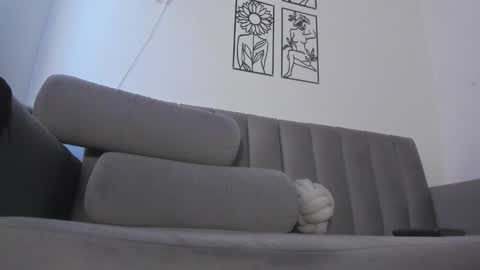 Snapshot of melani_greyy chatting on 12, 11, 2025 melani greyy online show from 12, 11, 2025