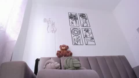Snapshot of melani_greyy chatting on 6, 6, 2026 melani greyy online show from 6, 6, 2026