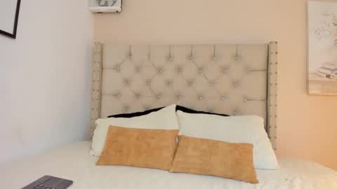 melania_xtreme online show from 28, 4, 2026