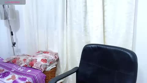 melani online show from 25, 12, 2024