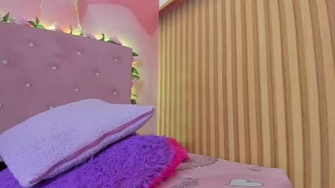 melanie__evans online show from 25, 4, 2026