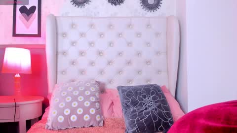 Melanie online show from 8, 2, 2025