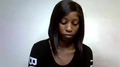 melanie_nay online show from 6, 1, 2025