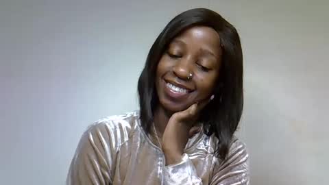 melanie_nay online show from 22, 1, 2025