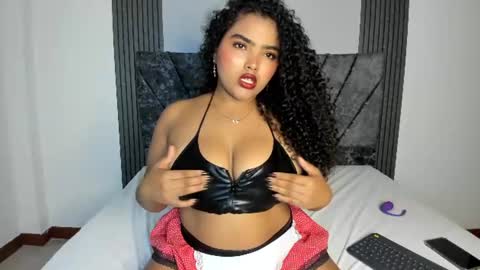 melanie_rousg online show from 25, 7, 2026