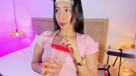 melaniejeann_ online show from 20, 5, 2026