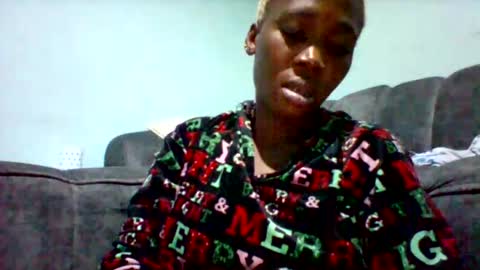 melaninndriping online show from 4, 11, 2025