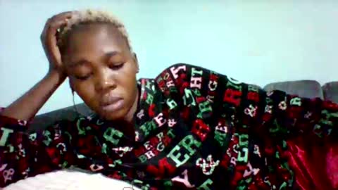 melaninndriping online show from 9, 11, 2025