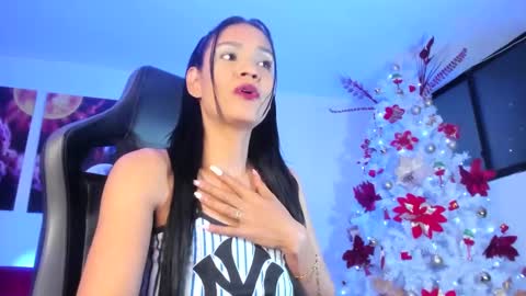 Snapshot of melannia_hills chatting on 30, 12, 2024 melannia_hills online show from 30, 12, 2024