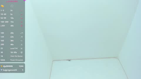 Snapshot of melannie_roses chatting on 6, 3, 2025 melannie roses online show from 6, 3, 2025