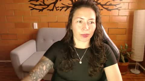 Melanny online show from 22, 2, 2025