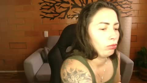 Snapshot of melanny_69 chatting on 8, 7, 2026 Melanny online show from 8, 7, 2026