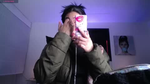 melanny_petite online show from 26, 4, 2026