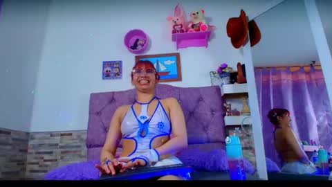 Snapshot of melannytaylor_1 chatting on 12, 11, 2025 Melanny taylor online show from 12, 11, 2025