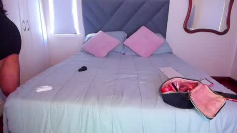 Snapshot of melany_arizaaa chatting on 25, 6, 2026 melany_arizaaa online show from 25, 6, 2026