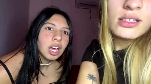Valentina y Melissa online show from 28, 5, 2026