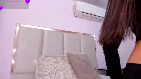 Meli  online show from 25, 4, 2026