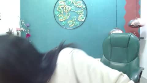 Snapshot of melika_sweet chatting on 24, 12, 2024 eli online show from 24, 12, 2024