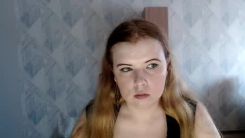 Snapshot of melina_beauty chatting on 18, 5, 2026 Melina online show from 18, 5, 2026