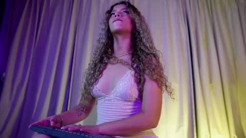 Snapshot of melina_smith1 chatting on 2, 5, 2026 MelinaSmith online show from 2, 5, 2026