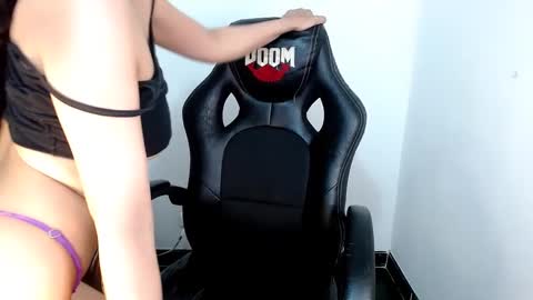 melinna706702 online show from 16, 1, 2025