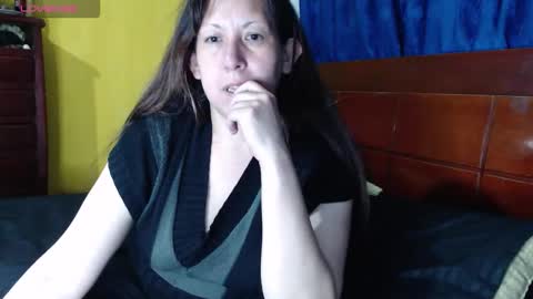 Snapshot of melisa037 chatting on 7, 10, 2025 melisa037 online show from 7, 10, 2025