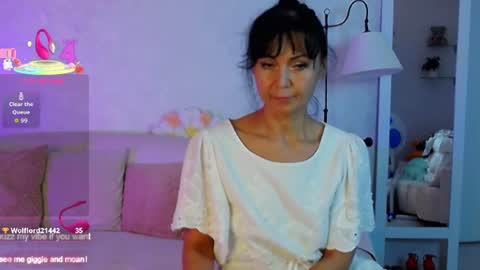 Hot Milf Melissa  ONLINE  Mon  Tue  Wed  Fr  Sun  - 9pm - 6amUTC3 online show from 26, 7, 2026