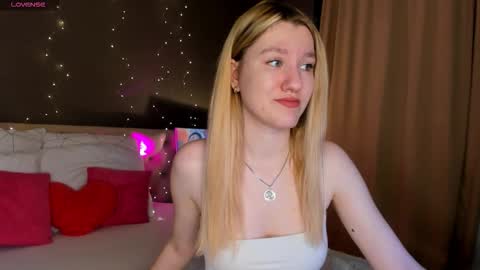 melissa_moooree online show from 13, 11, 2025