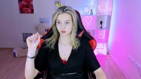 Melissa online show from 17, 2, 2025