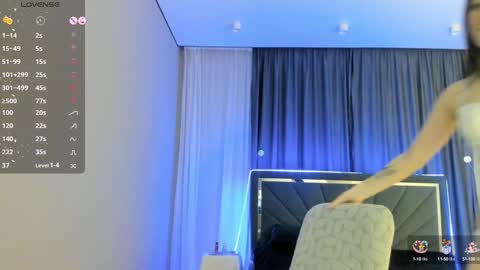 Snapshot of melissa_yamazaki chatting on 3, 2, 2025 Lisaa online show from 3, 2, 2025