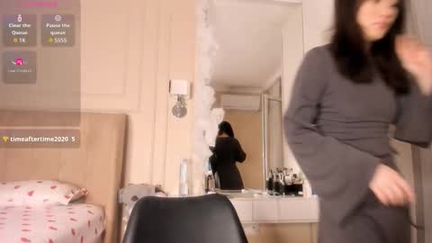 Snapshot of melissa_yamazaki chatting on 16, 9, 2025 Lisaa online show from 16, 9, 2025