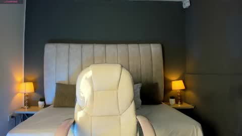 M E L I S S A  online show from 10, 3, 2025