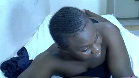 mellanine_ebony online show from 8, 3, 2026