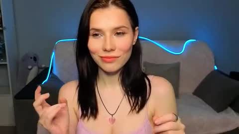 mellhyees online show from 27, 2, 2026