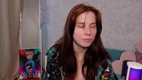 mellhyees online show from 20, 7, 2026