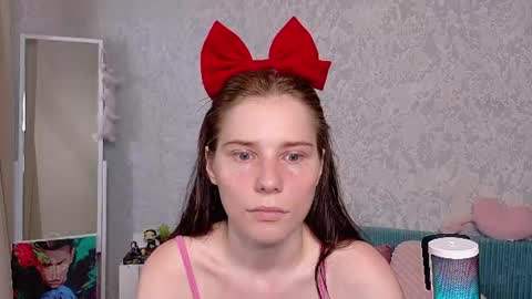 mellhyees online show from 25, 7, 2026
