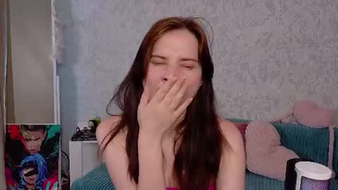 mellhyees online show from 2, 8, 2026