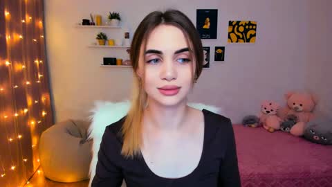 Tessa online show from 2, 2, 2025