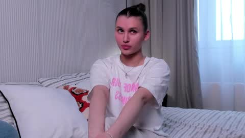 Lia online show from 6, 4, 2026