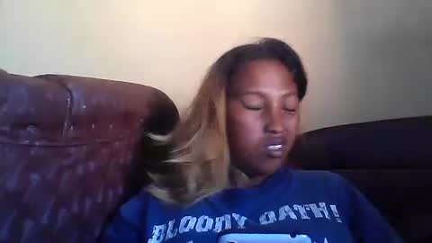 Snapshot of mellissia02 chatting on 21, 4, 2026 mellissa online show from 21, 4, 2026