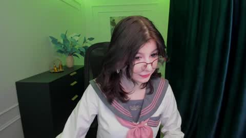 mellsawertyq online show from 23, 9, 2025