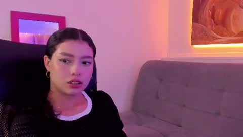 Snapshot of meloddy_rouss chatting on 11, 6, 2026 Naughty Melodys Room online show from 11, 6, 2026
