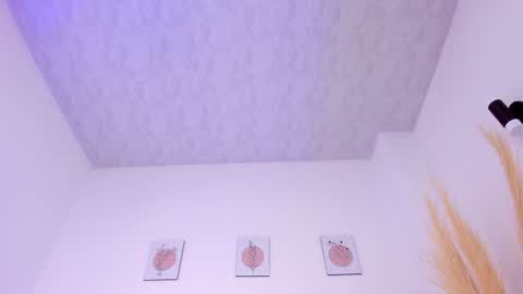 Snapshot of melody_blake16 chatting on 1, 2, 2025 online show from 1, 2, 2025