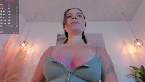   online show from 30, 4, 2026