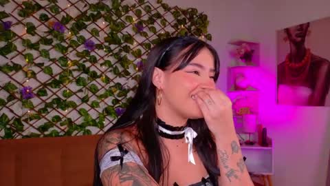 melody_cute10 online show from 28, 4, 2026