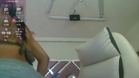 Snapshot of melody_ebonny chatting on 15, 11, 2025 melody_ebonny online show from 15, 11, 2025